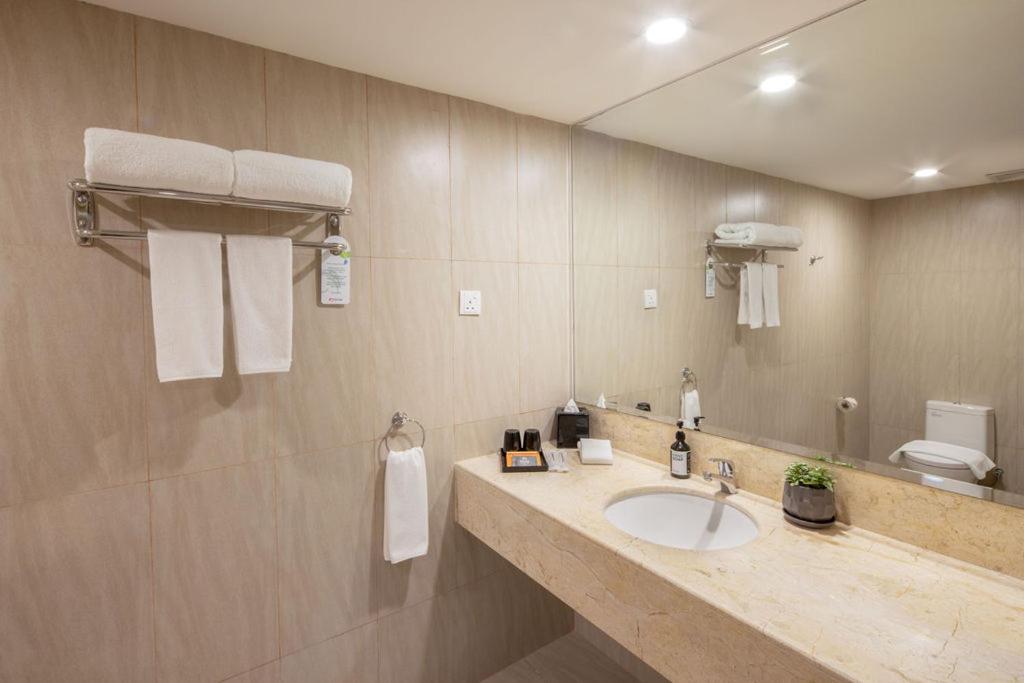 קואנטאן Rocana Hotel מראה חיצוני תמונה